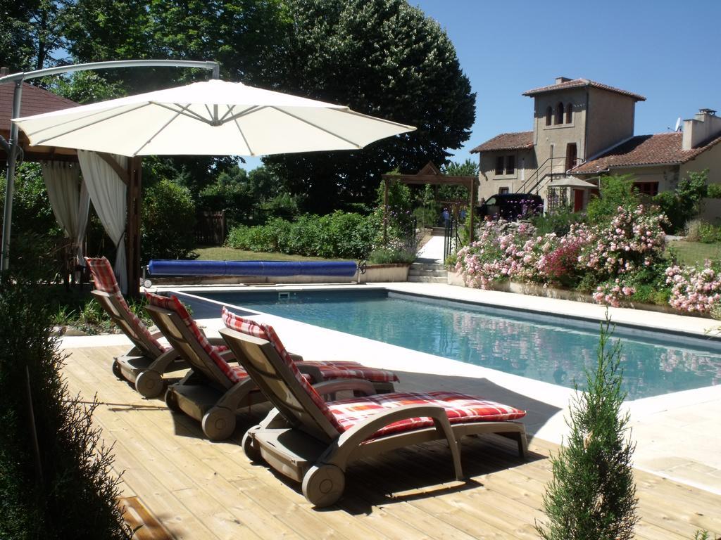 La Grange Terrou Pension Saint-Germain-de-Confolens Buitenkant foto