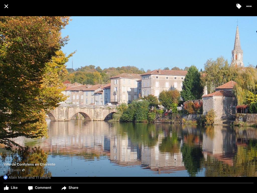 La Grange Terrou Pension Saint-Germain-de-Confolens Buitenkant foto