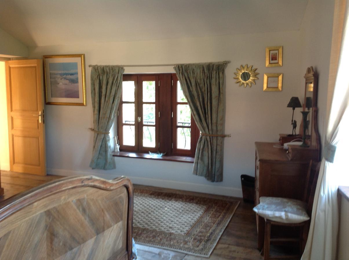 La Grange Terrou Pension Saint-Germain-de-Confolens Buitenkant foto